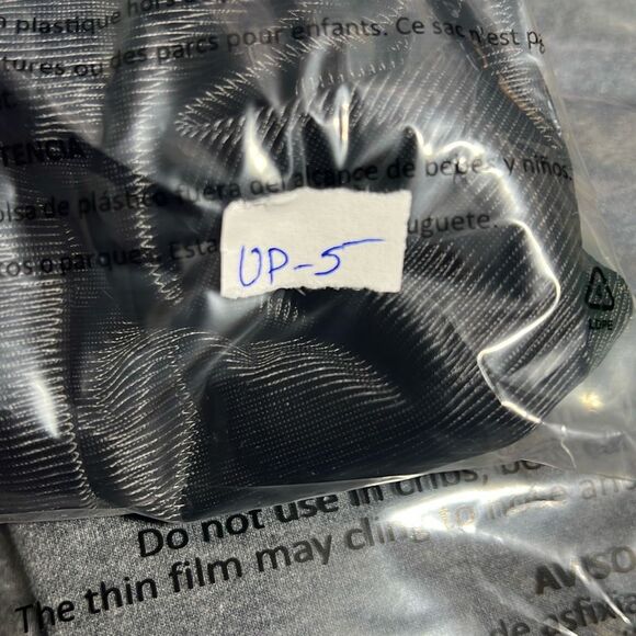 Everlast Boxing Shorts - Black & White - Size M - Picture 5 of 5